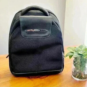 WENGER black backpack.Unisex. Durable. Essential for work, study and  travel.